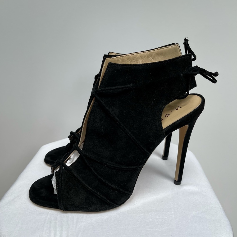 NEW M Gemi The Salita Suede Peep Toe Booties 8